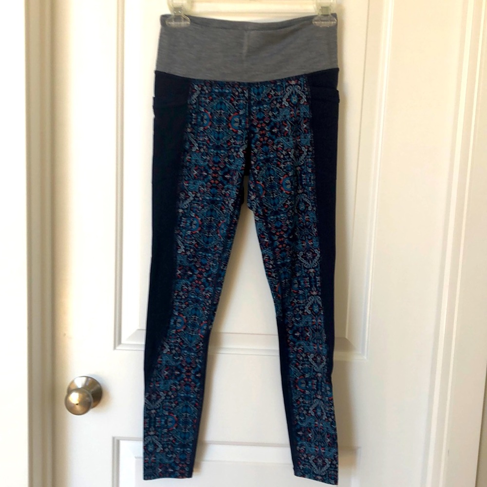 Athleta tights w/ side pocket
